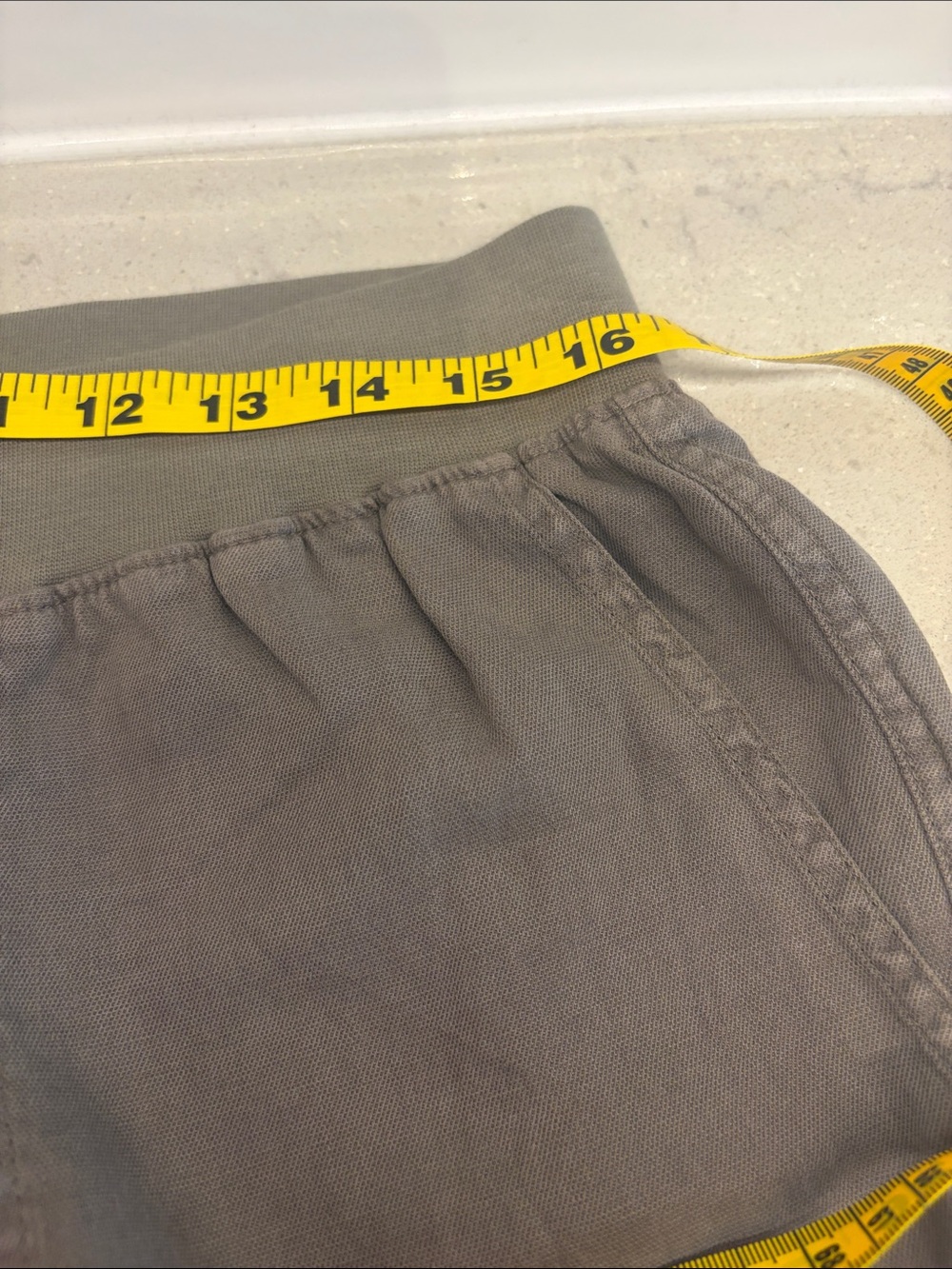 Faherty Olive Relaxed linen / cotton Joggers - Picture 5 of 12